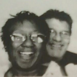 Meet your Posher, Alyson